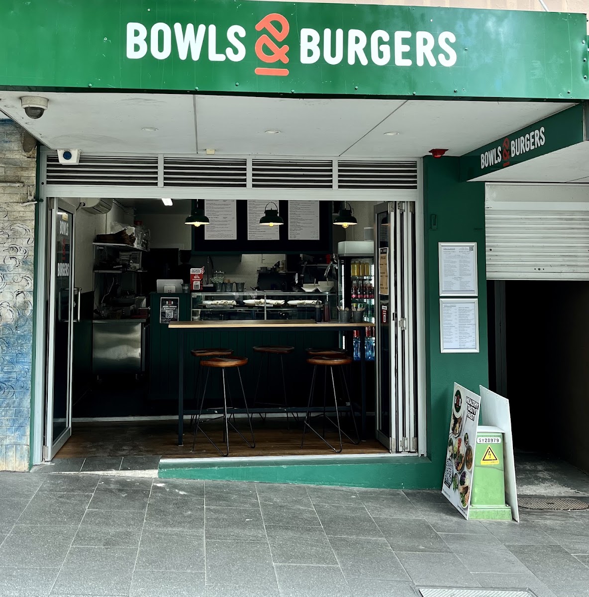 Bowls & Burgers